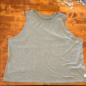 Vuori Energy Tank (XL)